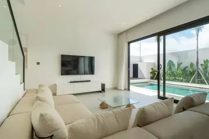 3 Bedroom Villa Close to Pererenan Beach — image 1