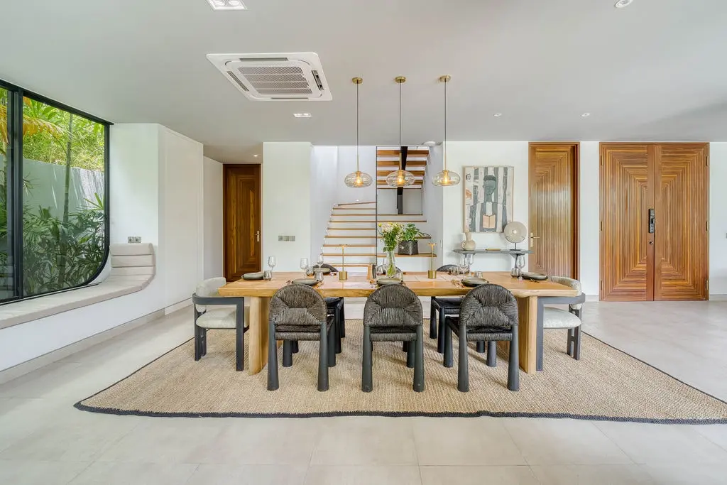 4BR Lushful Tropical Villa in Umalas — image 3