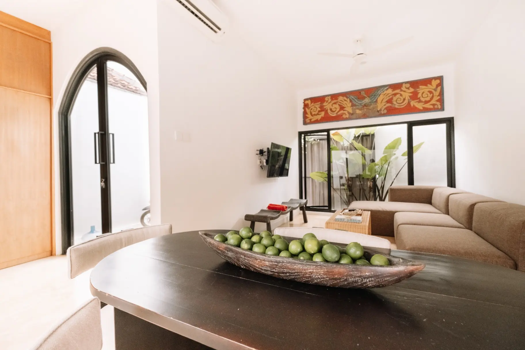 2 BR Villa With Private Pool - Quiet Street in Central Berawa — image 3