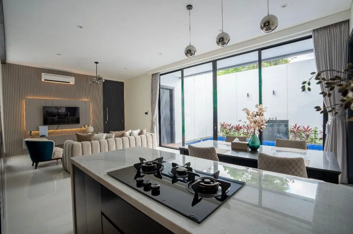 Luxurious Modern Villa in Canggu — image 3