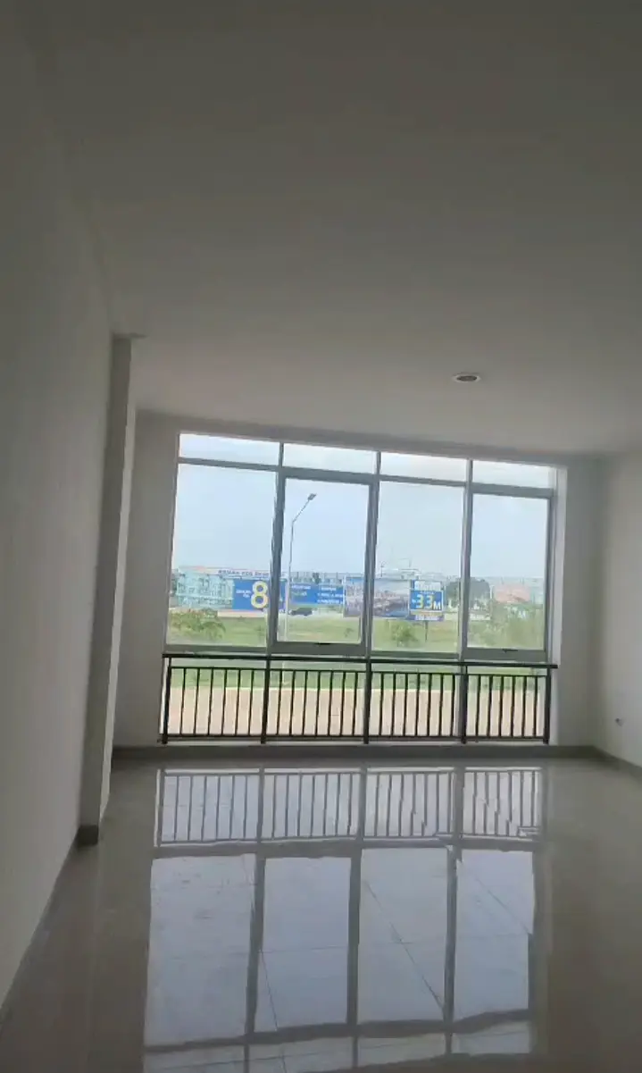 3-Storey Commercial Building at Pik2 - Vacant — image 4