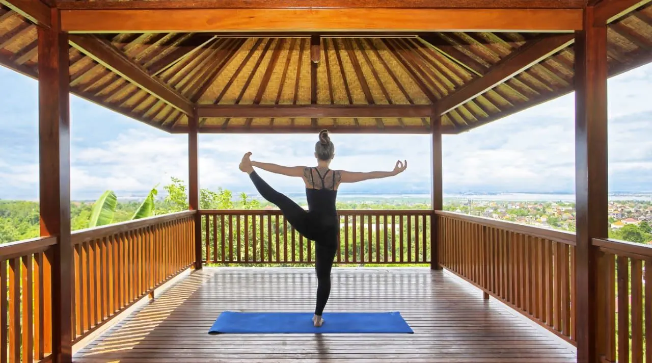 The Longhouse - 6 Bed Luxury in Jimbaran Bay — image 2