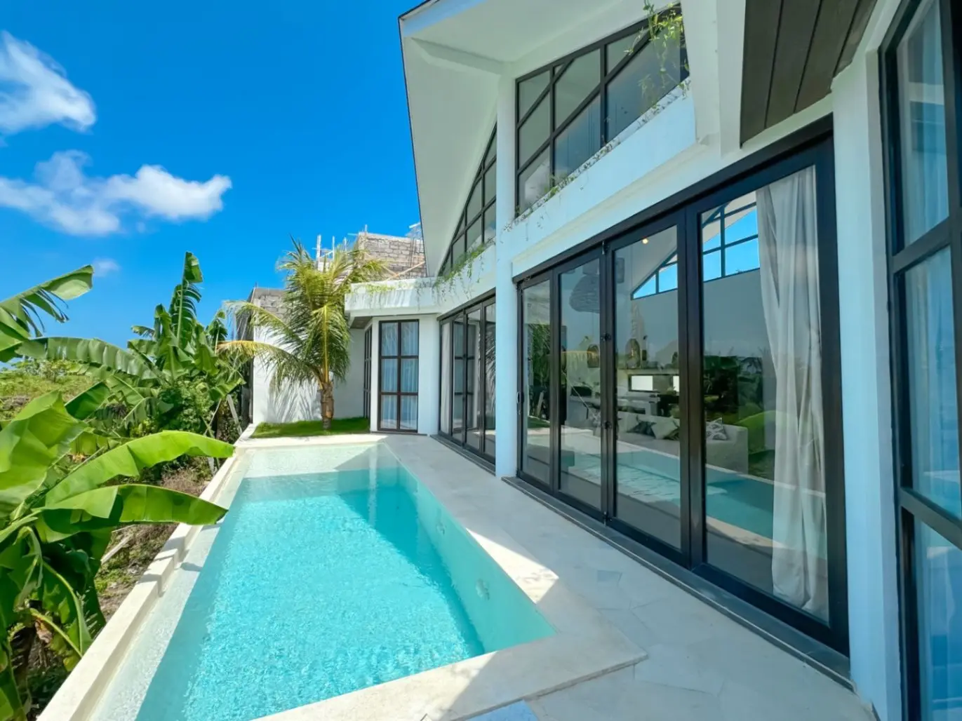Serene 2BR Villa with Infinity Pool & Green Views — image 4