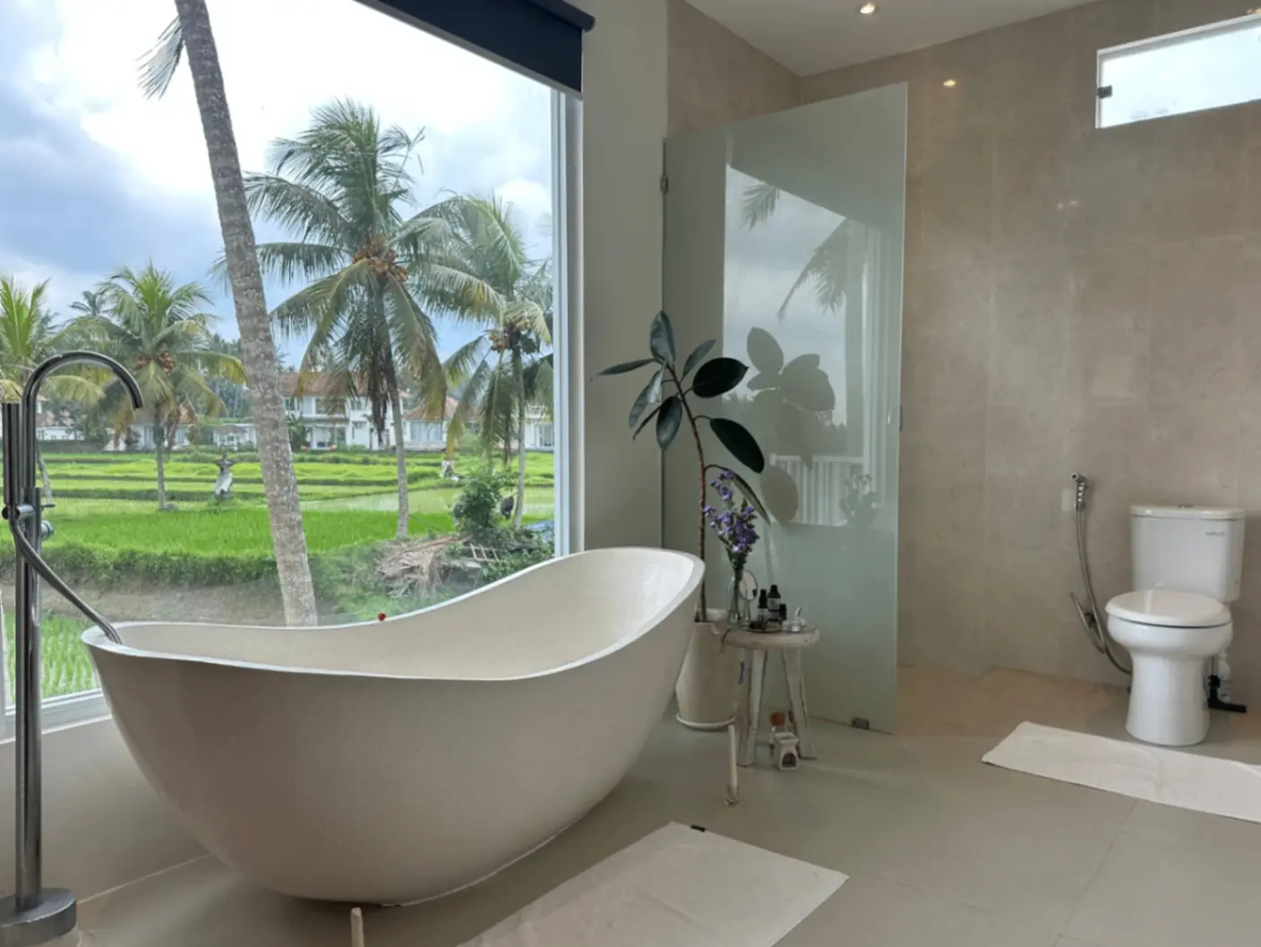 Modern Bright Villa with Rice Field View — image 1