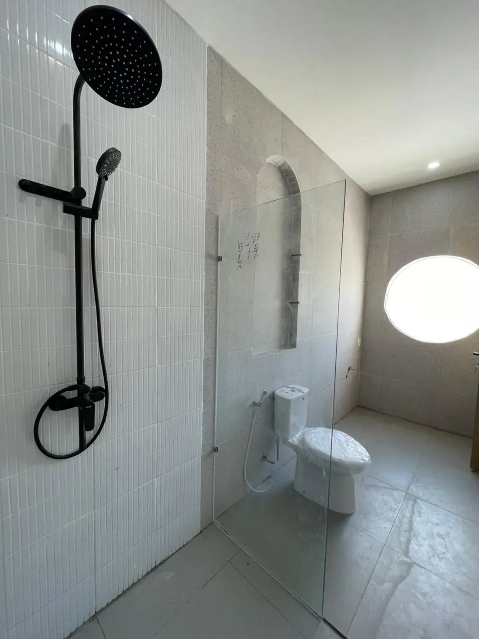 DO - FOR RENT VILLA SANTORINI STYLE LOCATED AT SANUR NEAR THE BEACH — image 2