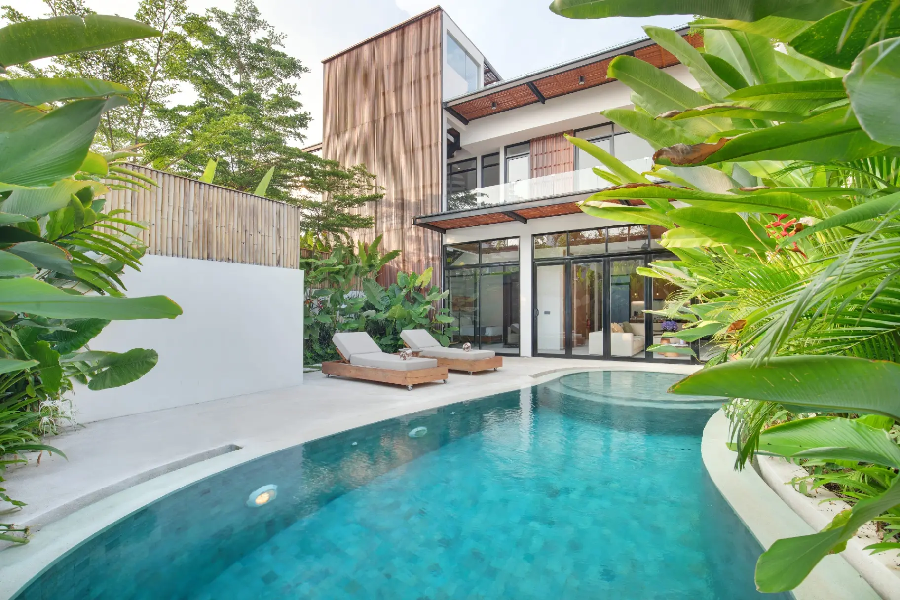 3BR Paradise Villa in Central of Canggu! +Rooftop & pool. Aquamarine Villa I — image 2