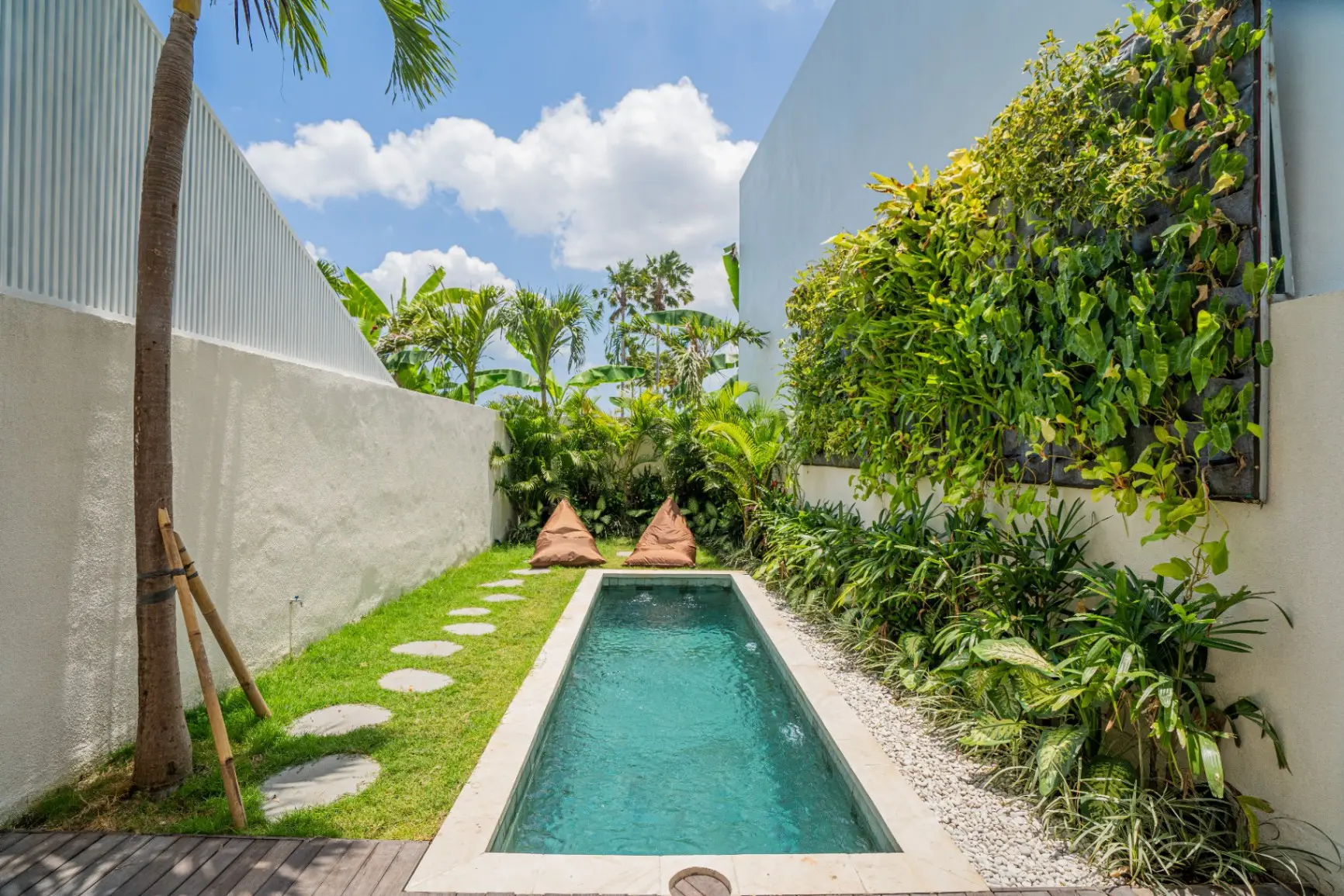 Greenwall Villa - NEW Elegant 2 Bedroom Villa in Pererenan — image 1