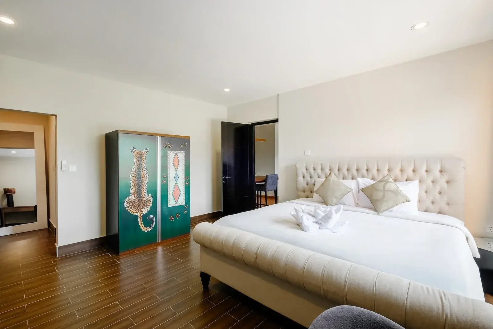 1 BEDROOM APARTMENT SEMINYAK - YO187A — image 3
