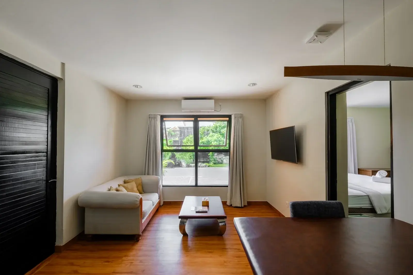 1 BEDROOM APARTMENT SEMINYAK - YO187A — image 4
