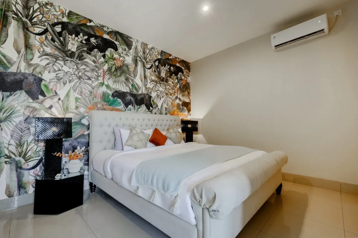 1 BEDROOM APARTMENT SEMINYAK — image 2