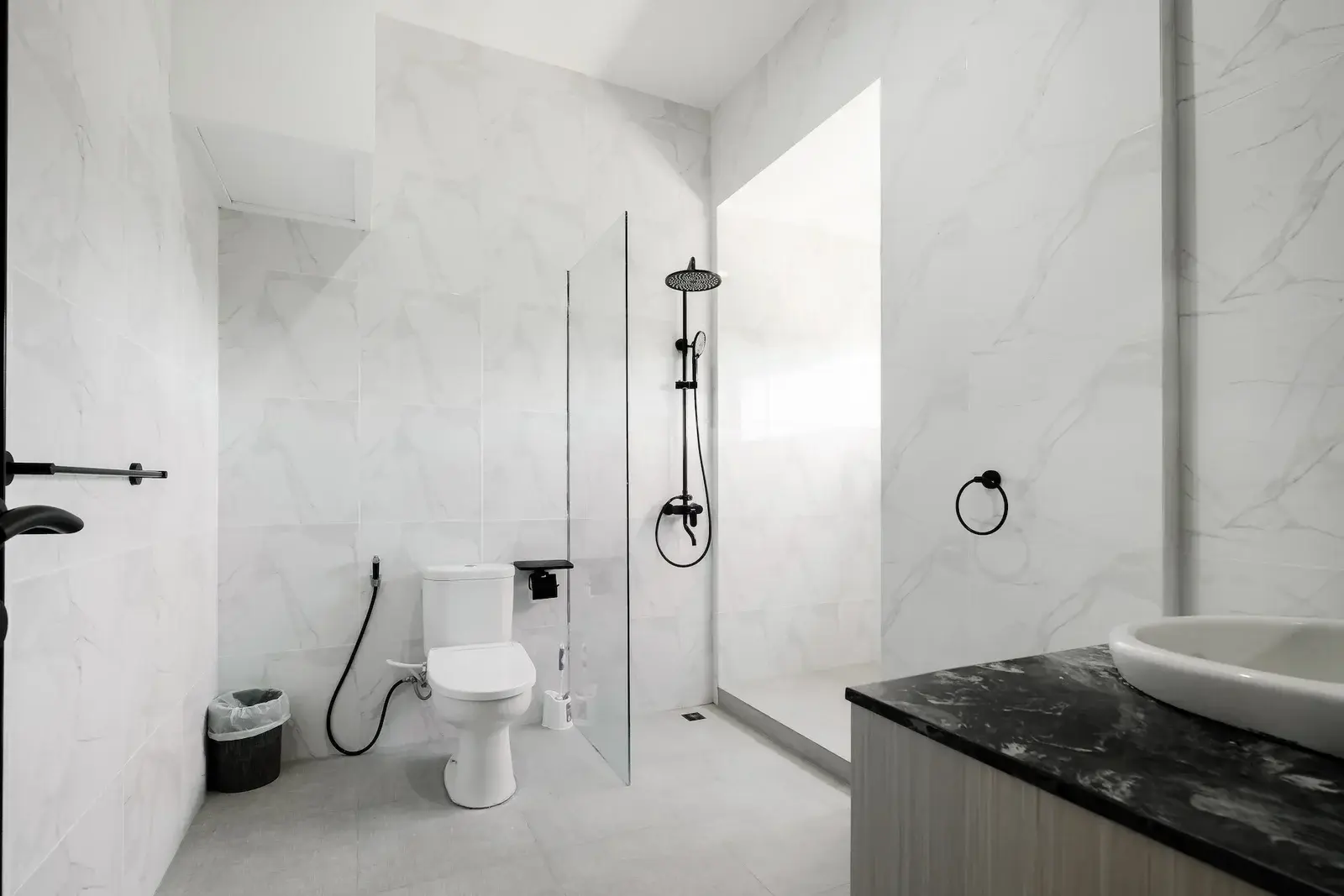 1 BEDROOM APARTMENT SEMINYAK — image 4
