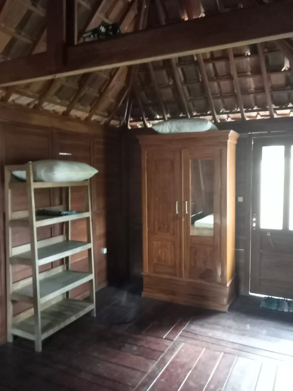 Ensuite Secret Private Garden behind Bintang Wooden Joglo House at Ubud no AC — image 1