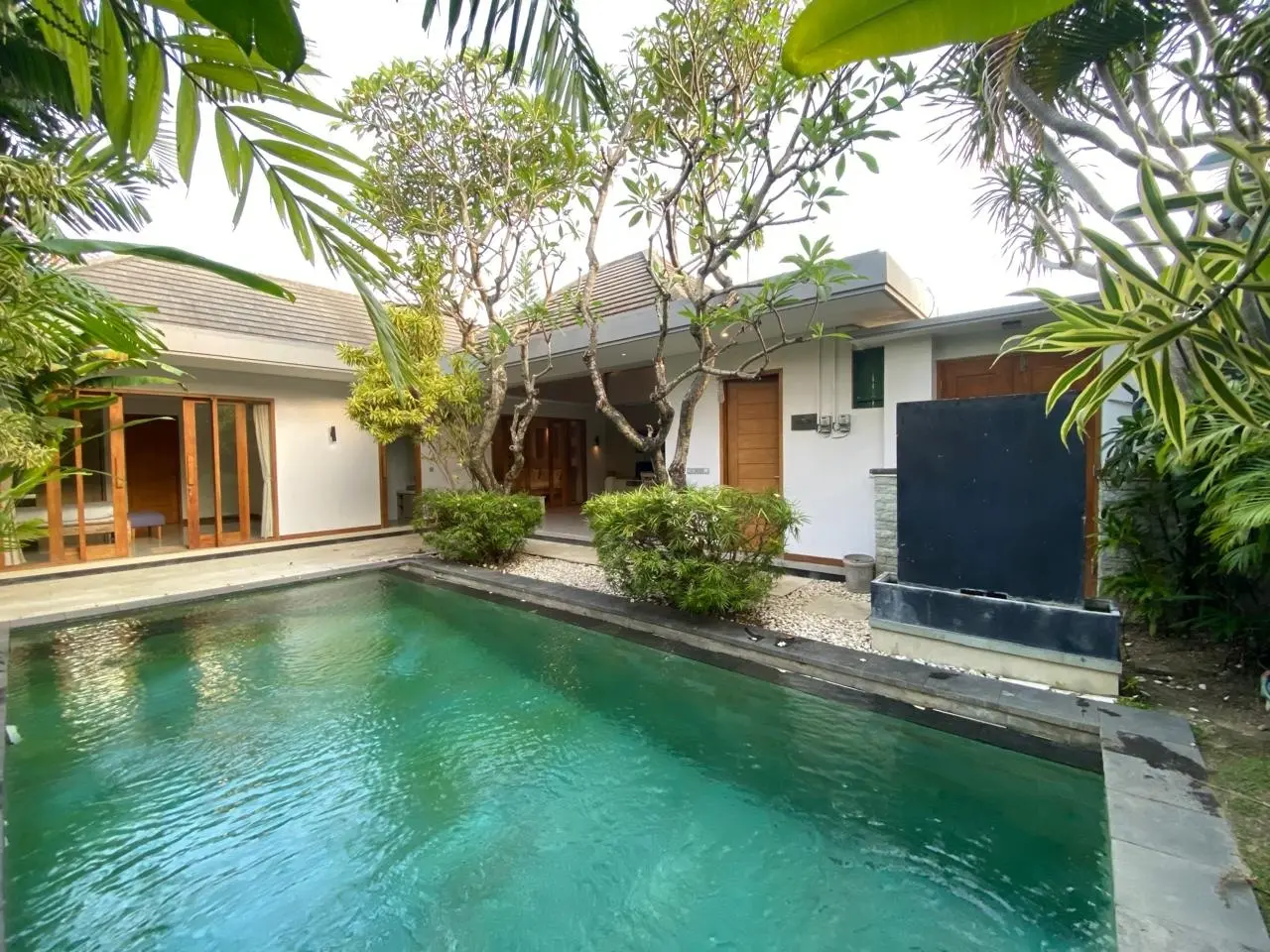 Villa For Rent 2 Bed In Umalas Kerobokan Bali KK-3706