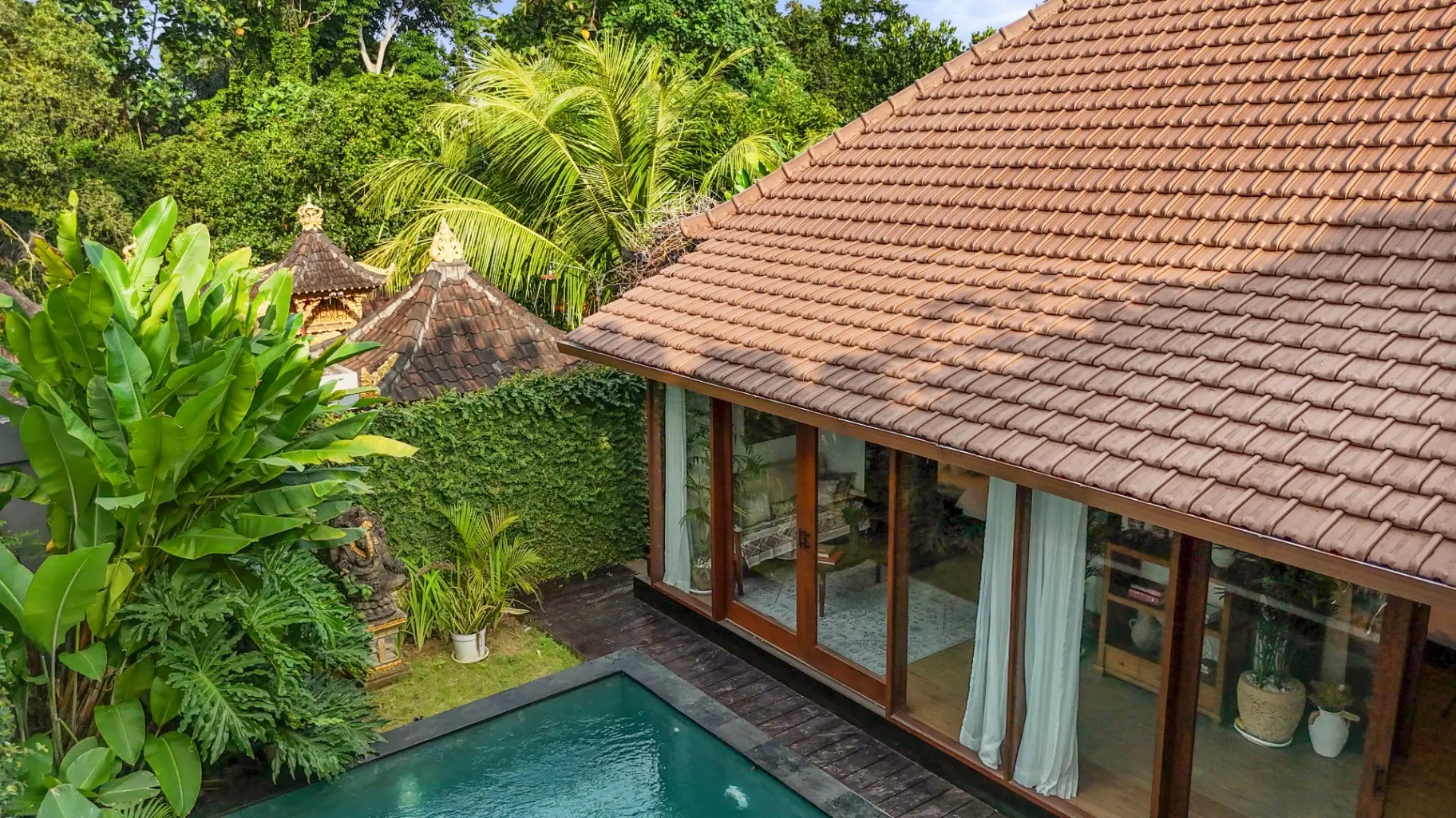 2-Bedroom Tropical Villa for Rent – Tumbak Bayuh Pererenan — image 1