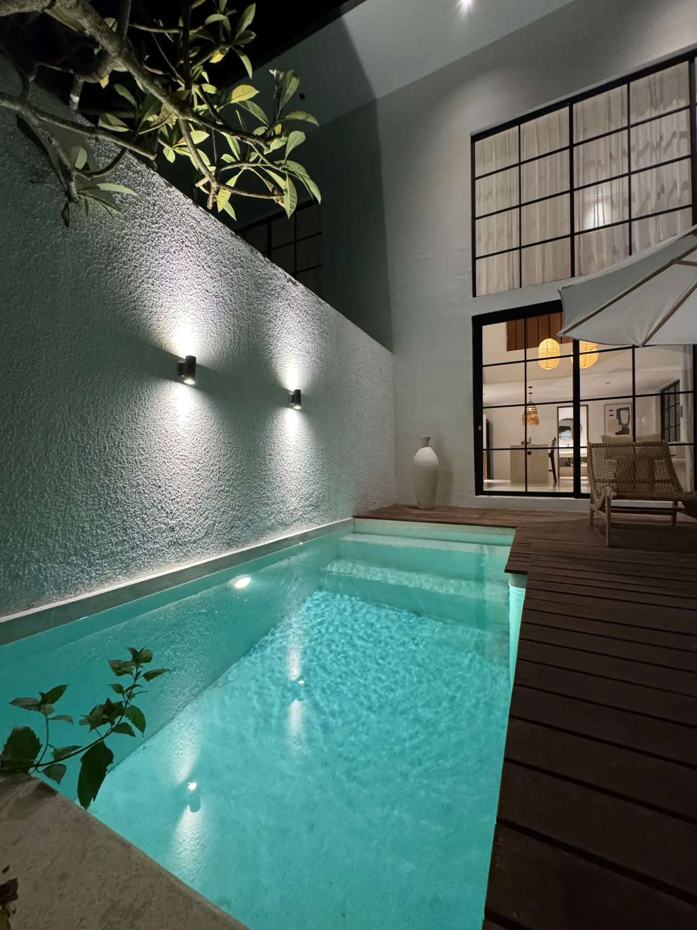 Villa Aqua 1BR — image 3