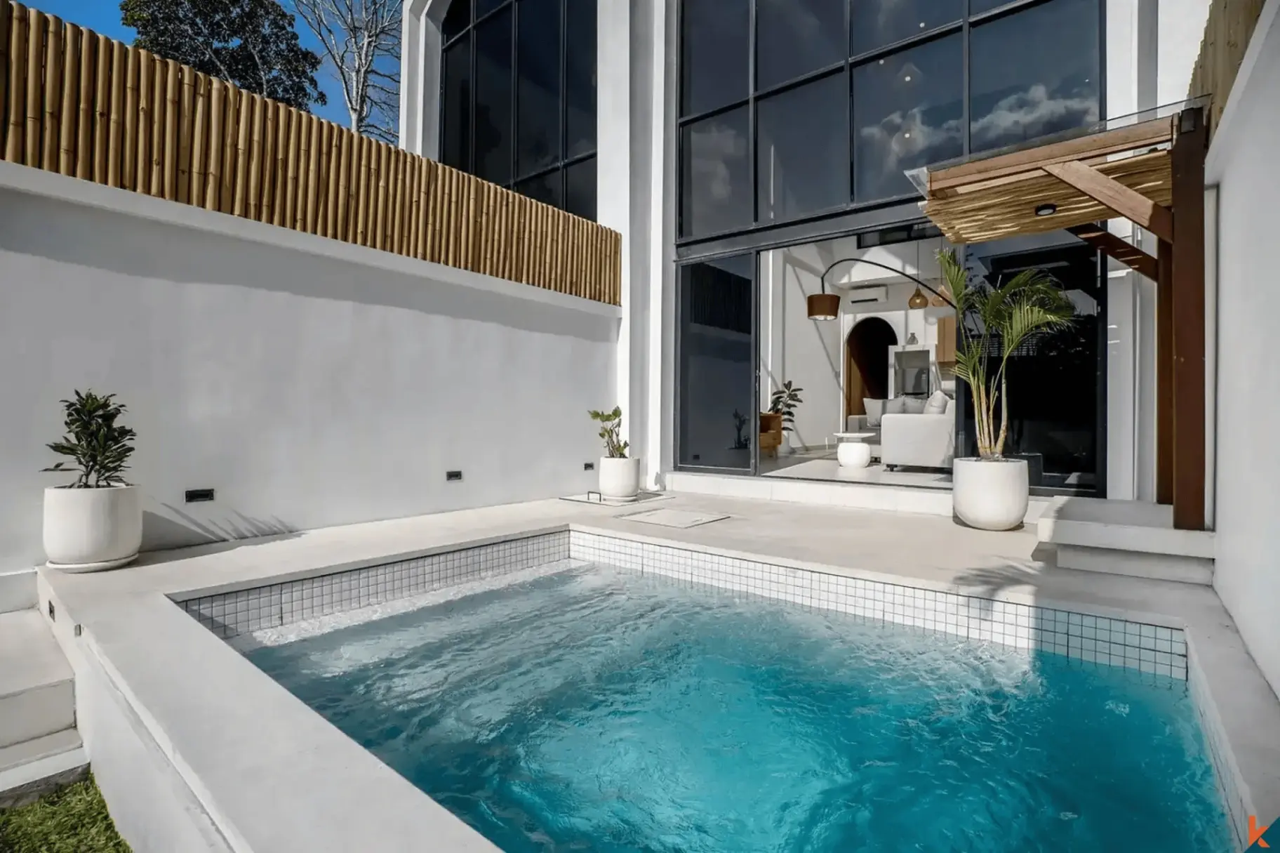 Elara Villa - 2 Bedrooms Villa with Private Pool in Canggu 8 Minutes from Beach — image 1