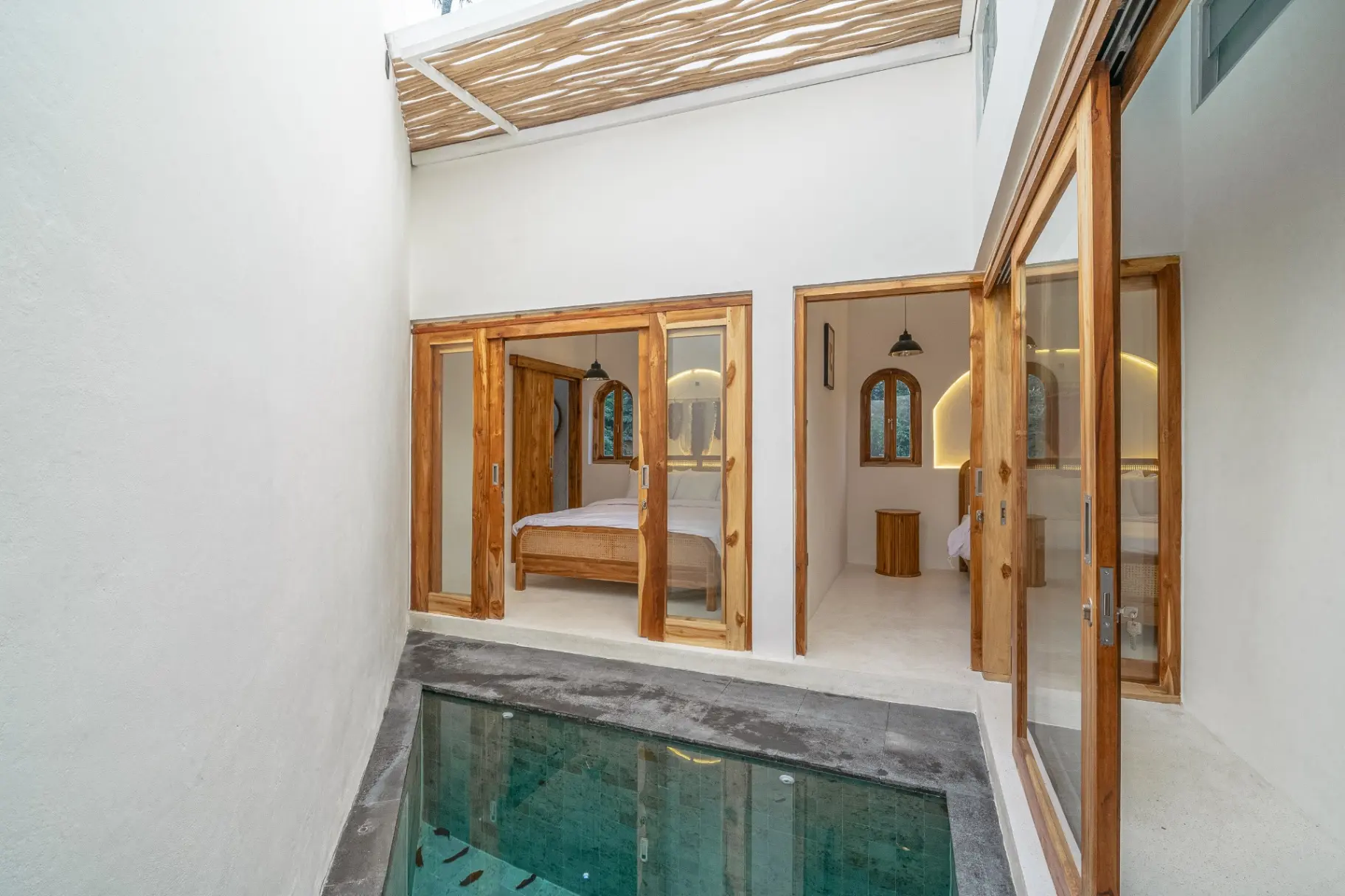 Casa Solera - Stylish Retreat 2 Bedrooms Villa with Pool in Canggu — image 1