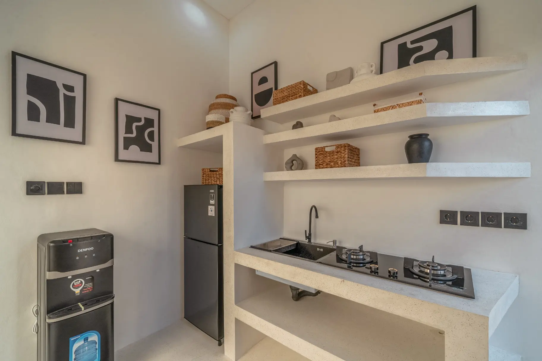 Casa Solera - Stylish Retreat 2 Bedrooms Villa with Pool in Canggu — image 3