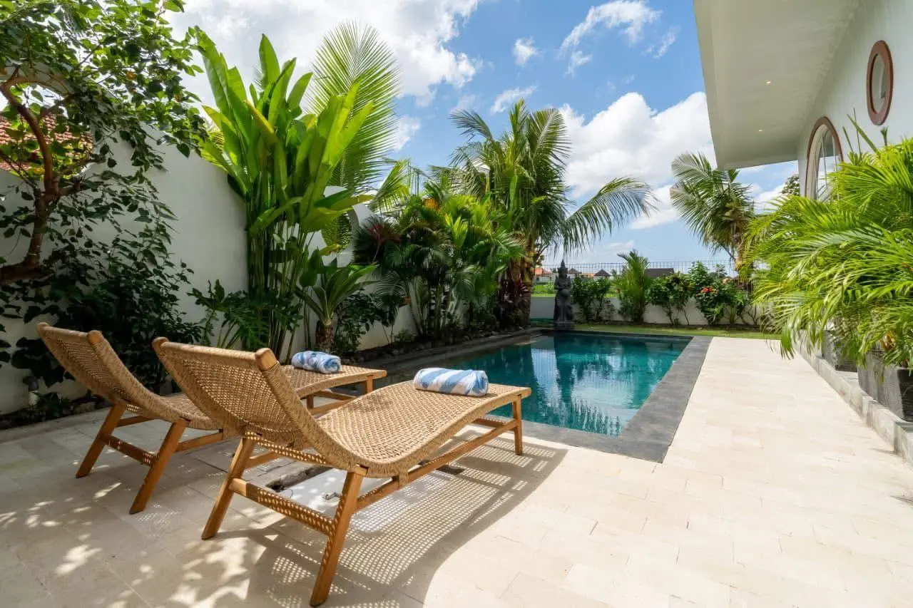 2BR Cozy Villa with Private Pool and Rice field view at Uma Buluh CANGGU — image 2