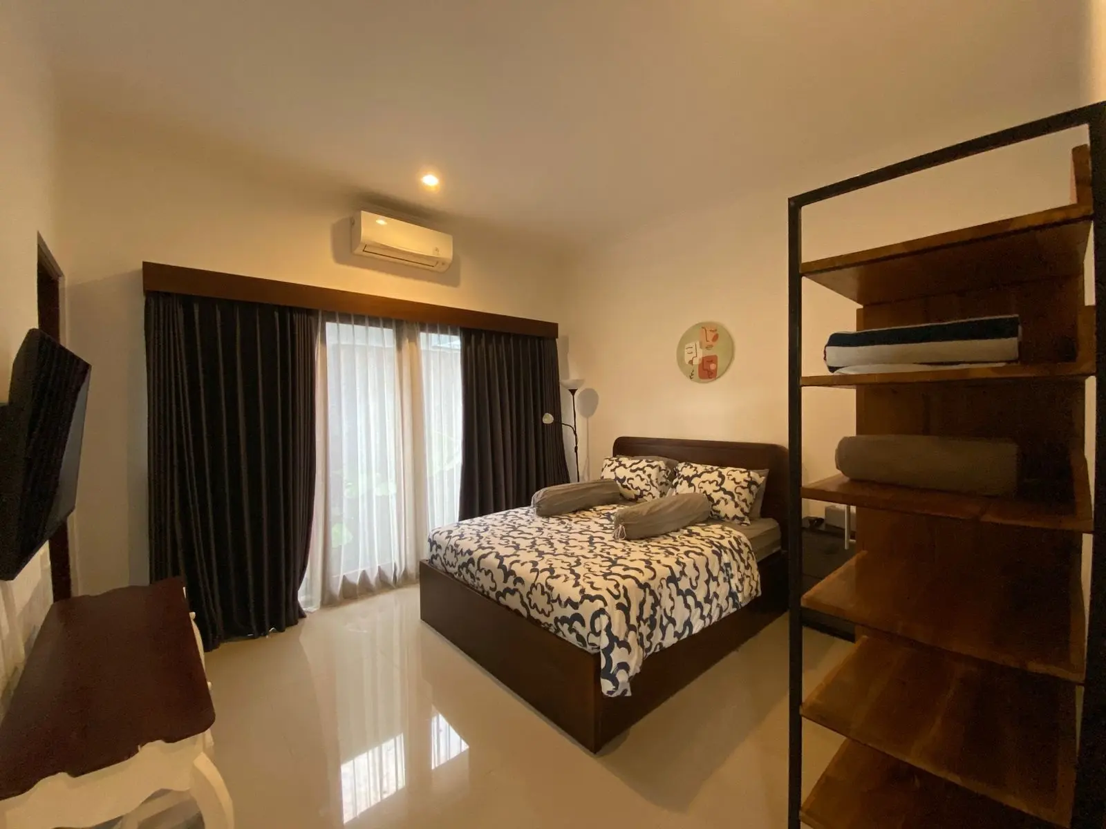 Villa For Rent 3 Bed In Umalas Kerobokan Bali KK-3707 — image 2