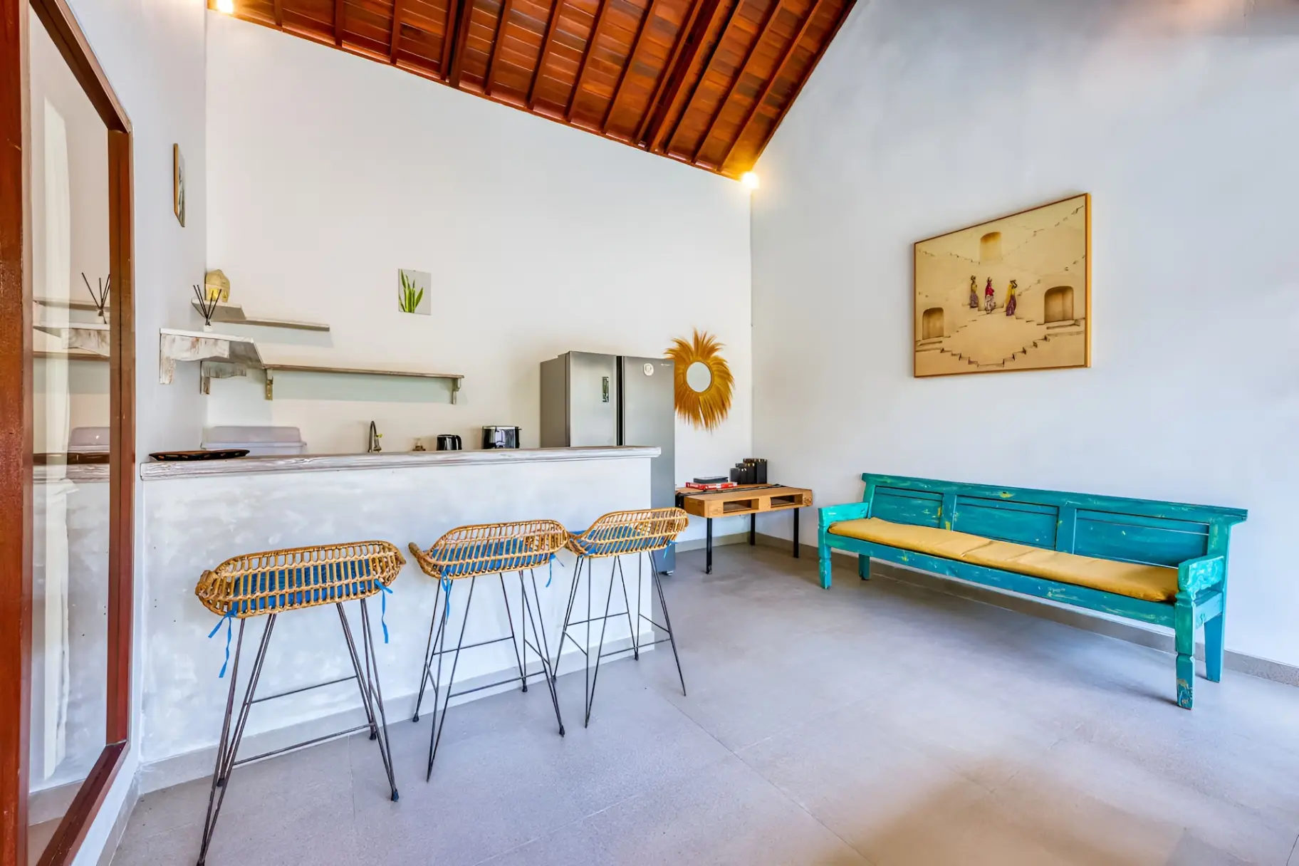 Pererenan - 2BR Tropical Style Villa — image 2