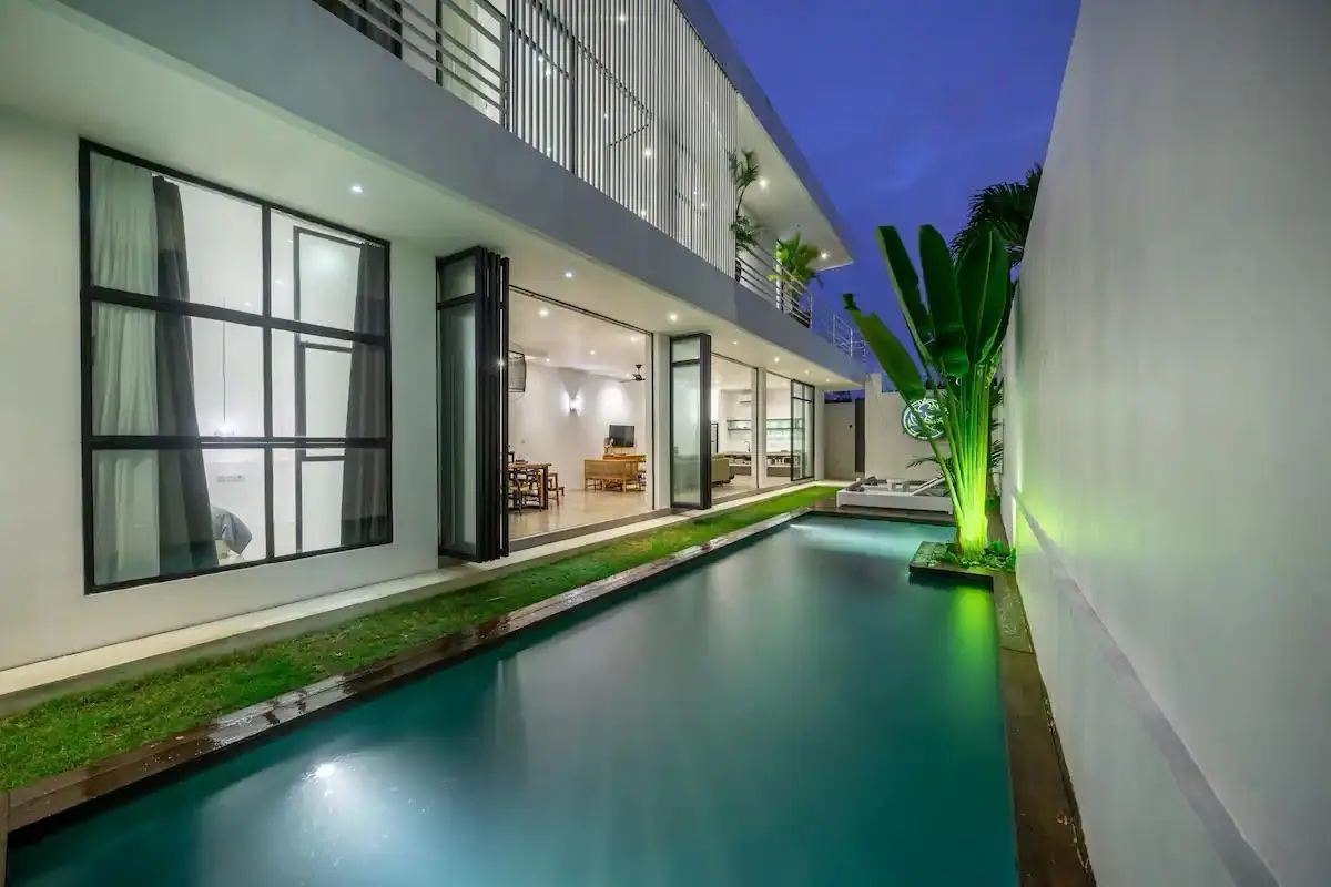 3 BEDROOM VILLA 7 MINUTES WALK TO BERAWA BEACH FOR SALE