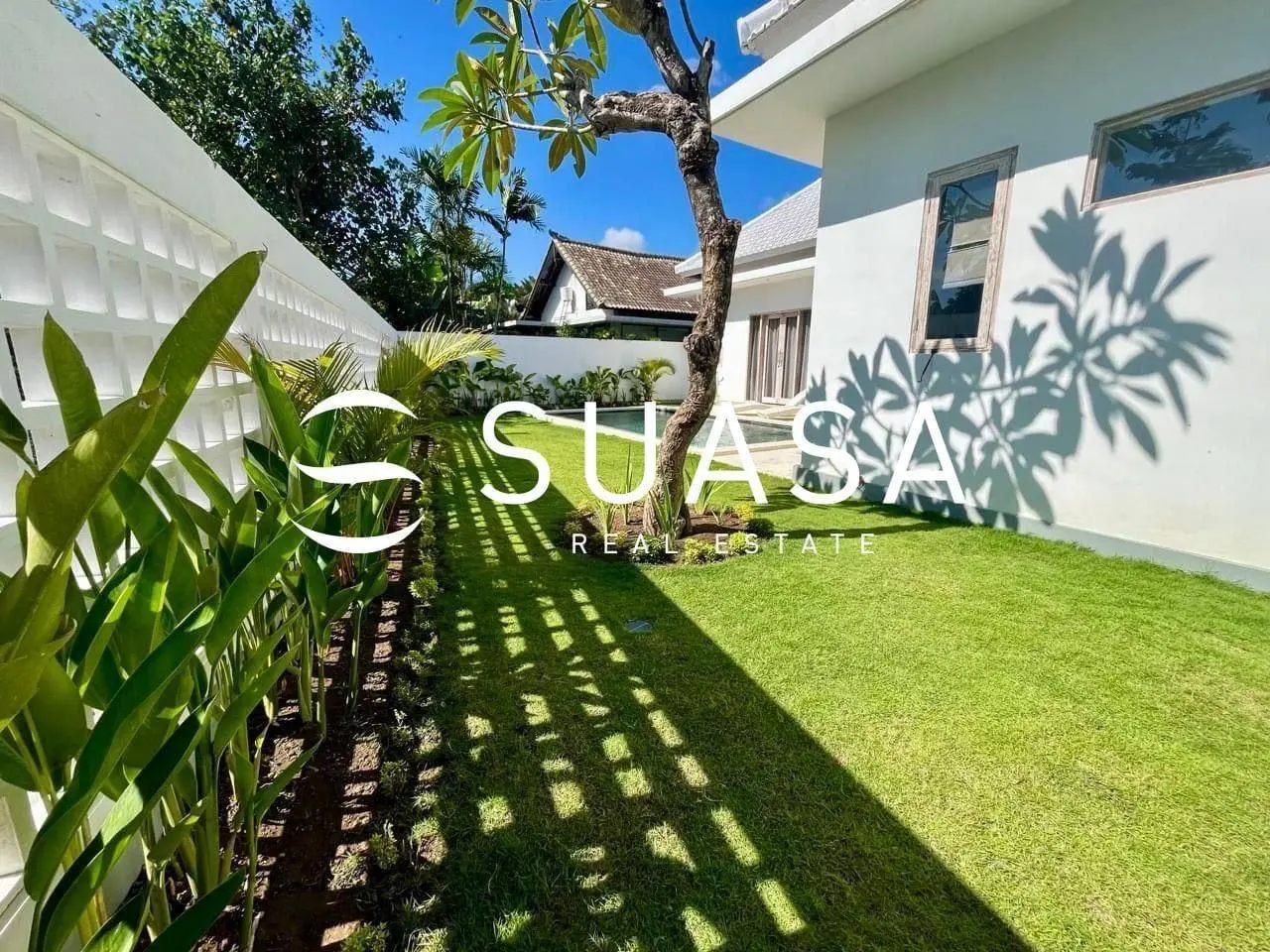 Large garden villa 2BR full furnished in Umalas — image 1