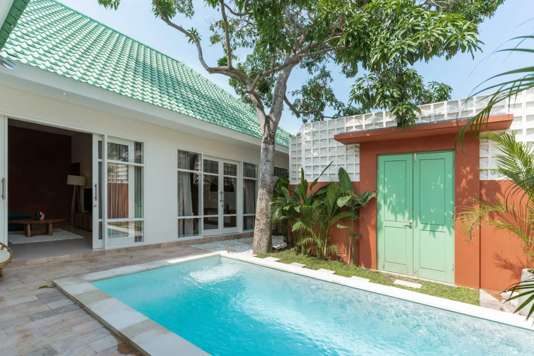 YEARLY RENT: 2BR FULL FURNISHED VILLA IN UMALAS — image 1