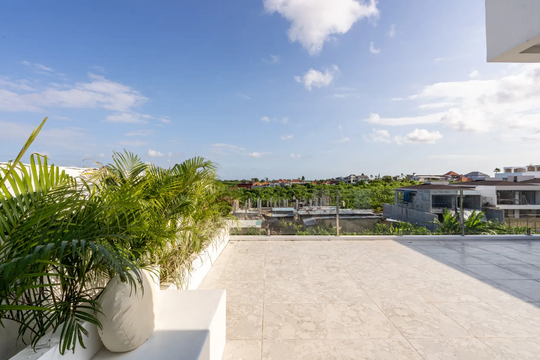 UNU - New 2BR Villa • Pool • Garden • Rice Field Views — image 4