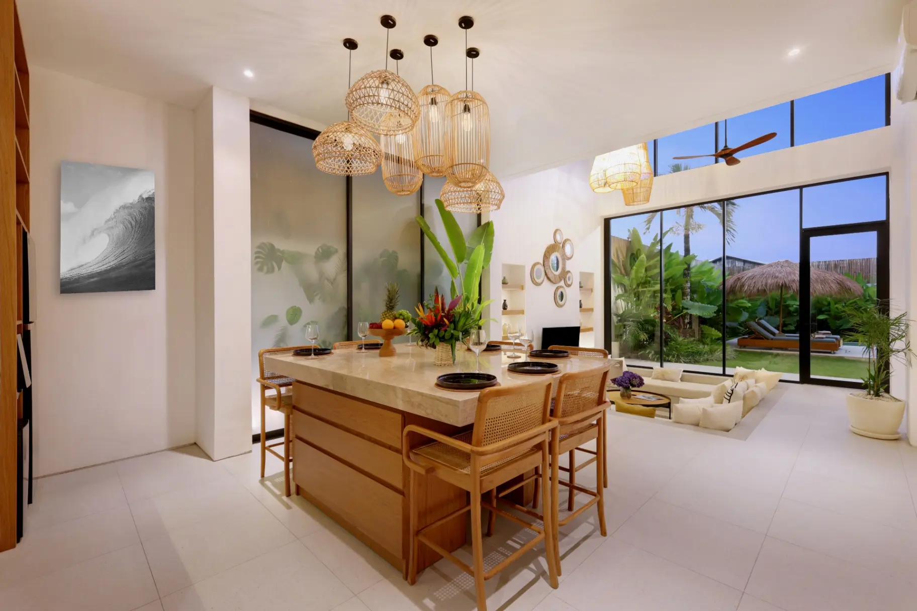 3BR Tropical Aquamarine Villa II Canggu Batu Bolong +Pool Garden Rooftop! — image 4