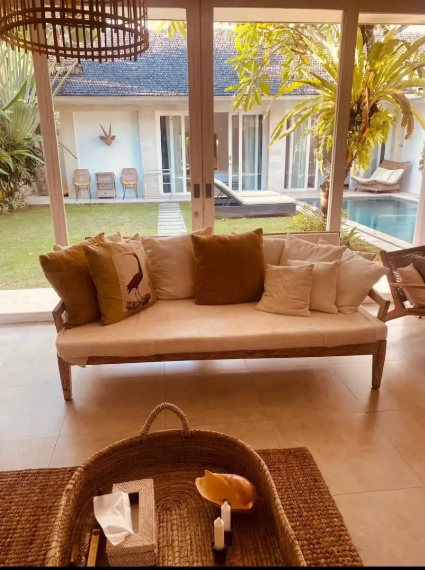3 BEDROOM VILLA IN BERAWA — image 1