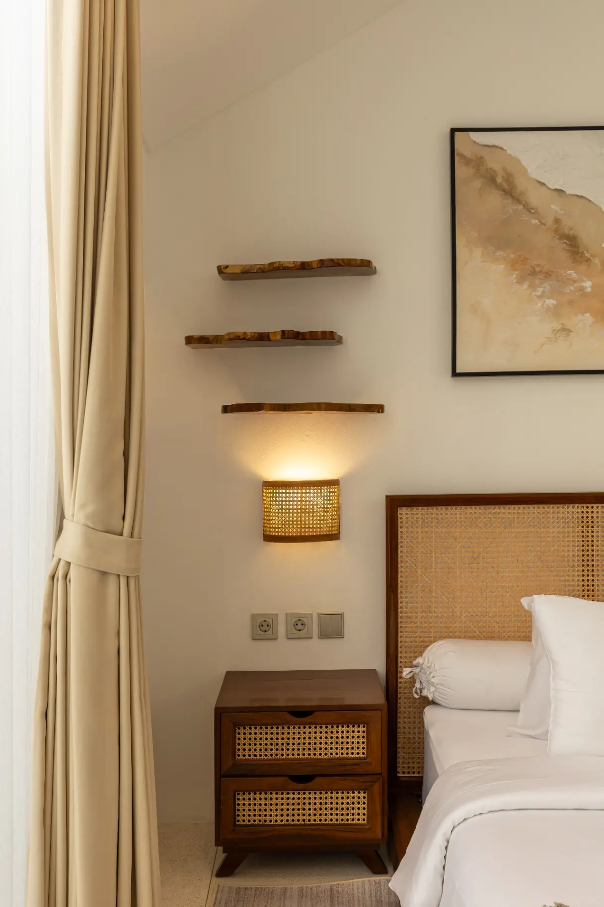 Carmel - 2BR Bingin Luxury | Pool Rooftop & Sunken Lounge — image 2