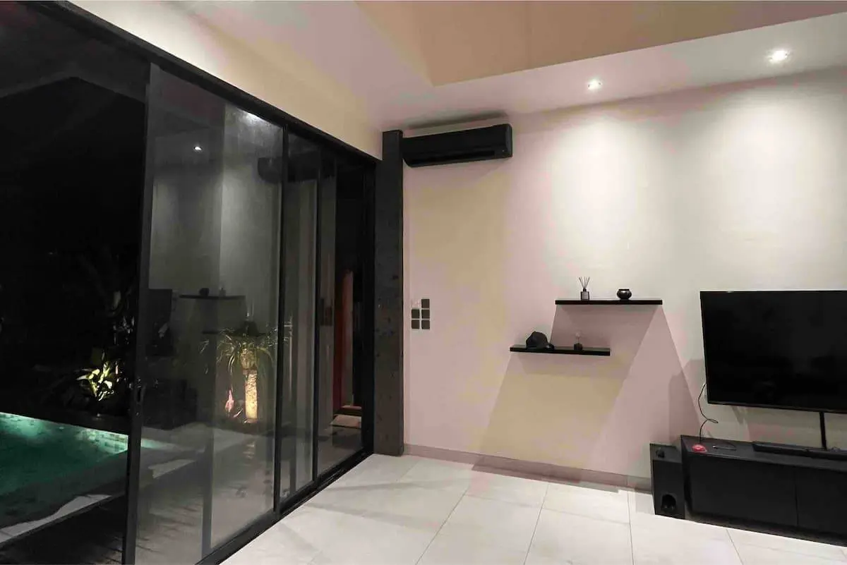 Tumbak bayuh 2 bedroom — image 4