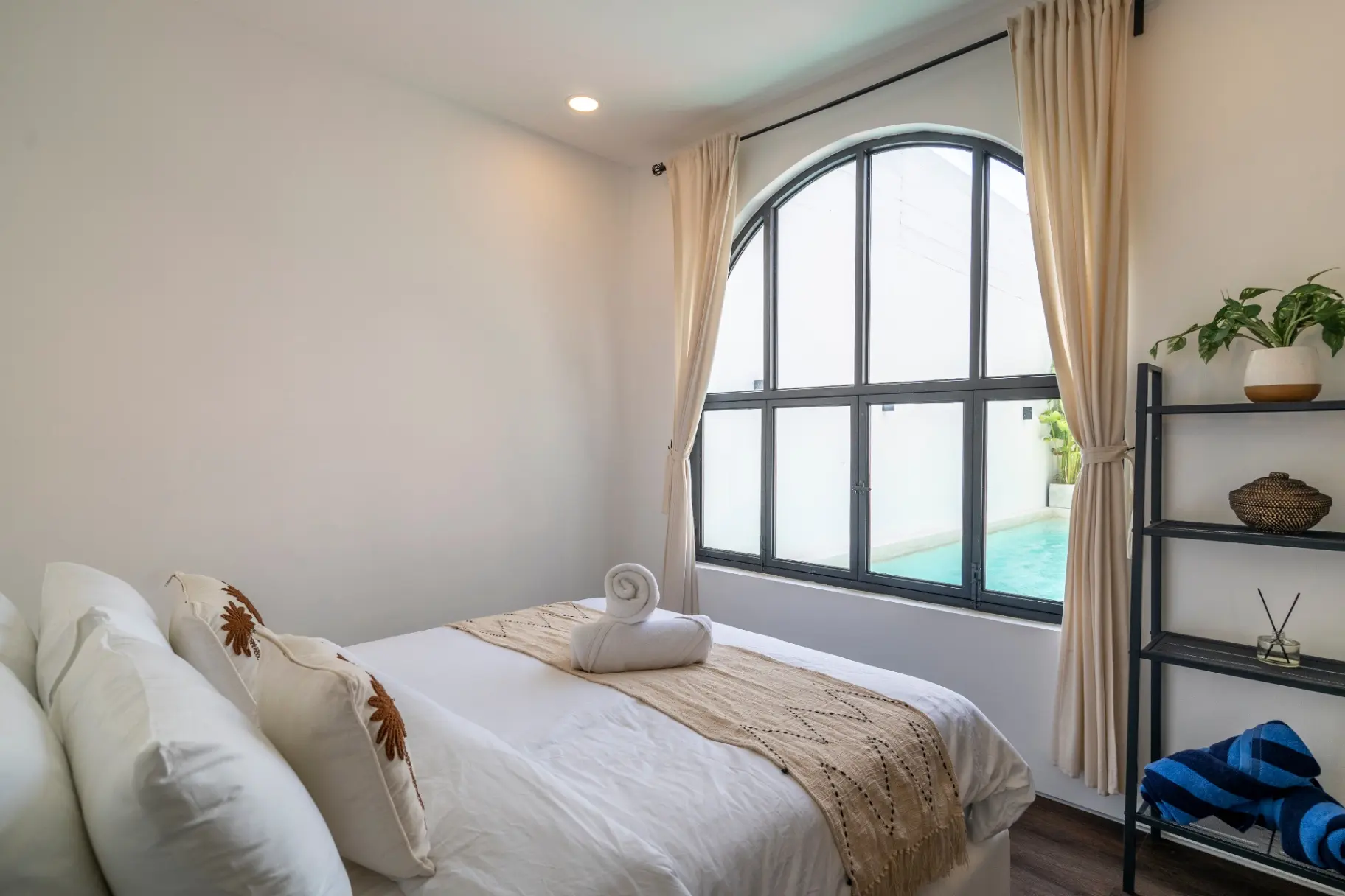 Brawa 3- bedroom — image 1