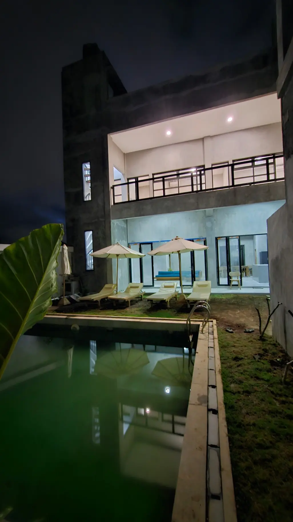 Villa for rent (industrial style with terrazo floor)