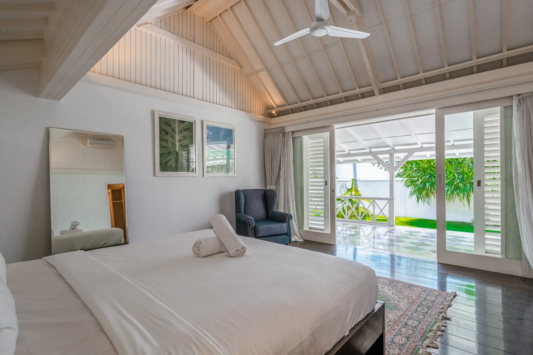 Casa Casbah - Canggu 5BR Prime Oceanfront | Pool & Rooftop — image 3