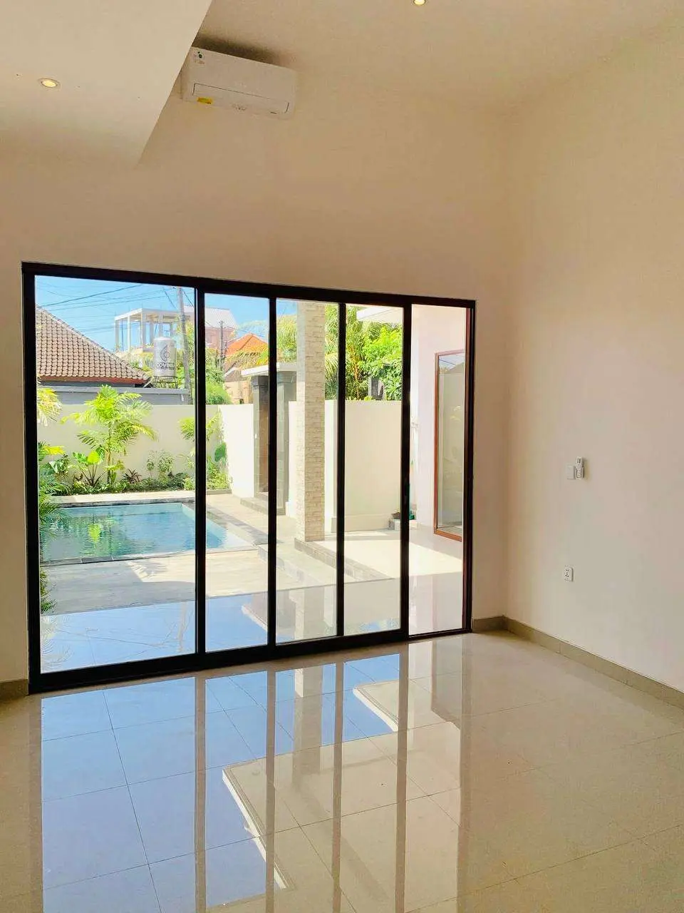 2 Bedroom Modern Villa in Canggu Padonan - AF532 — image 2