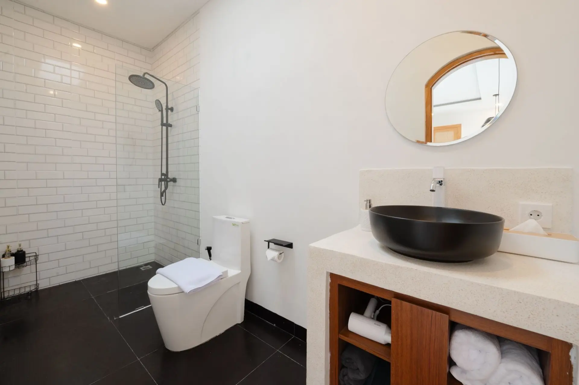 Villa Leasehold 25 Year 2 Bed In Padonan Canggu ST-3728 — image 1