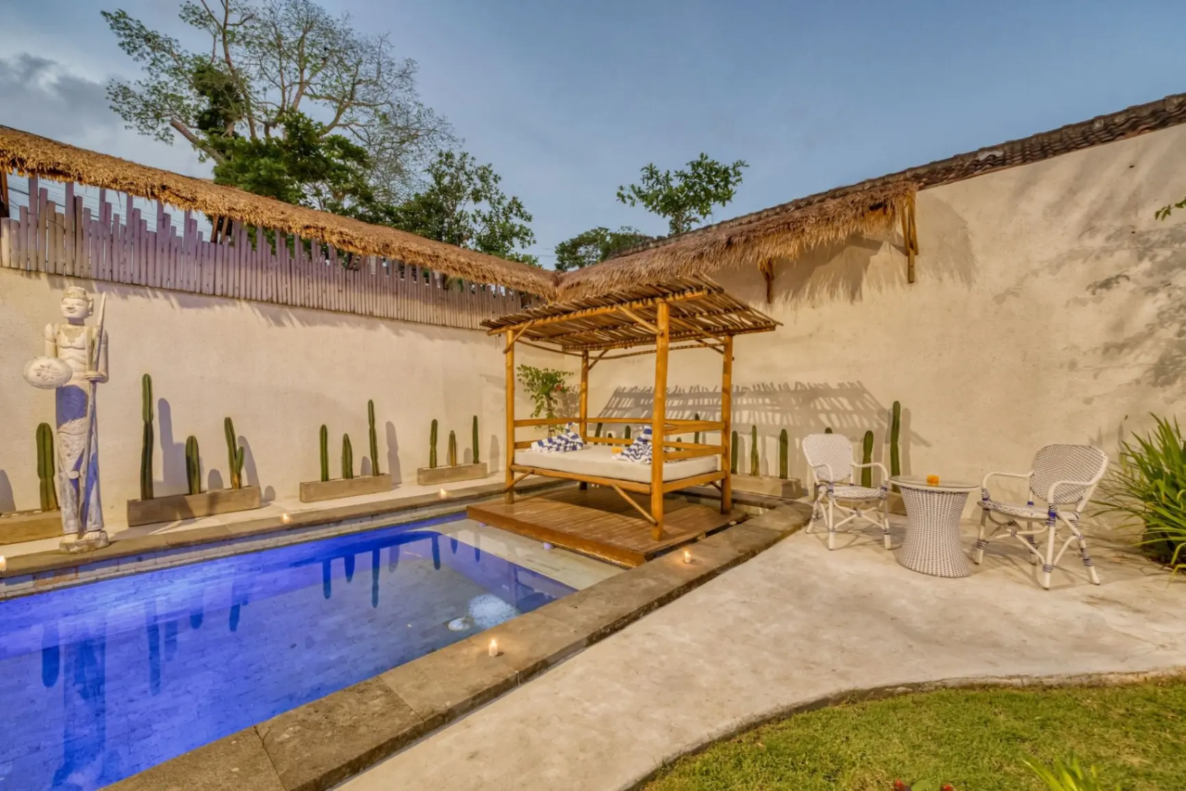 4BD Luxury Azur Cemagi Villa — image 2