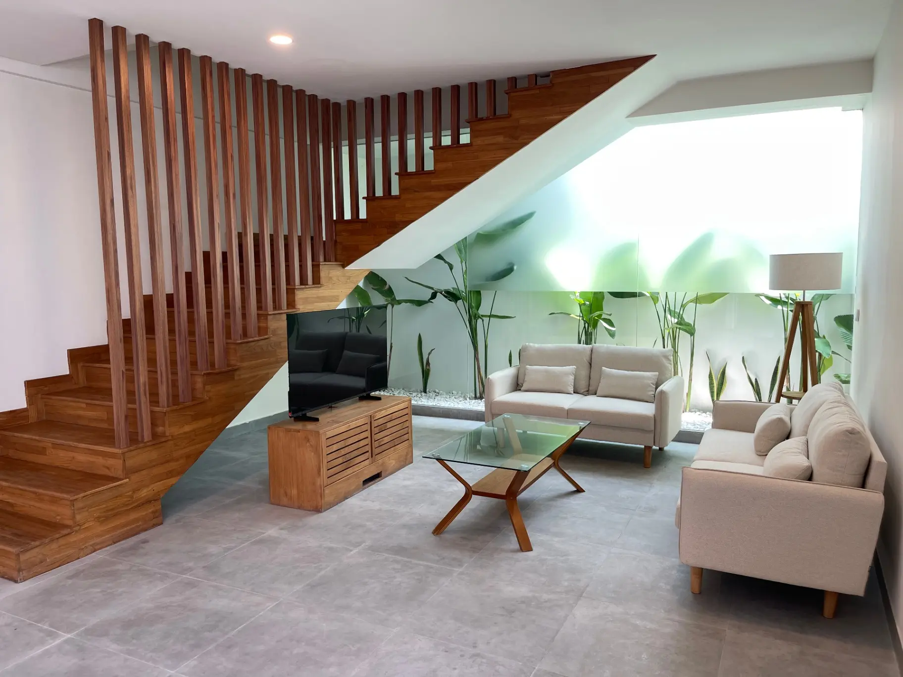 3BR Newly Renovated Minimalist Villa in Berawa — image 1