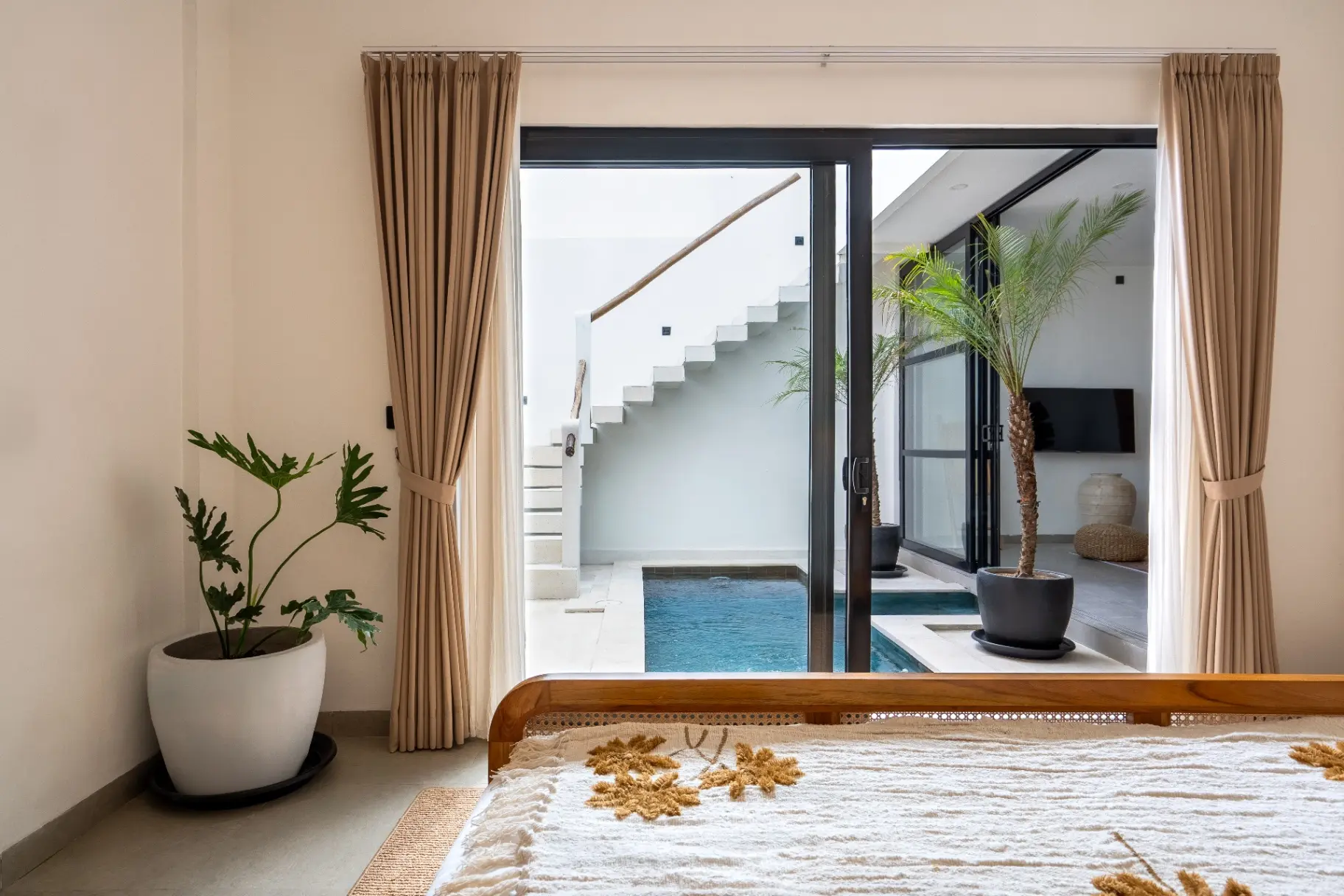 Enaya - 1BR Canggu Coastal Chic Villa with Pool & Rooftop — image 3
