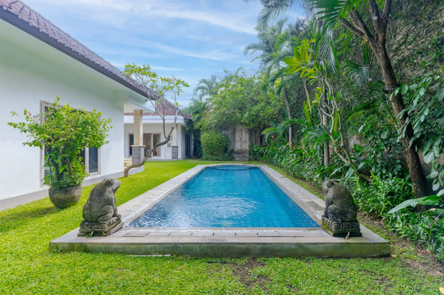 Cezanne - 2BR Balinese Modern Hideaway with Garden — image 1