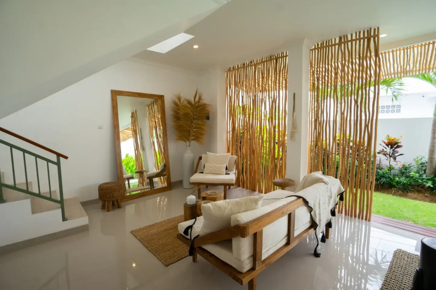 3 BEDROOM VILLA MONTHLY RENT IN KEROBOKAN — image 1
