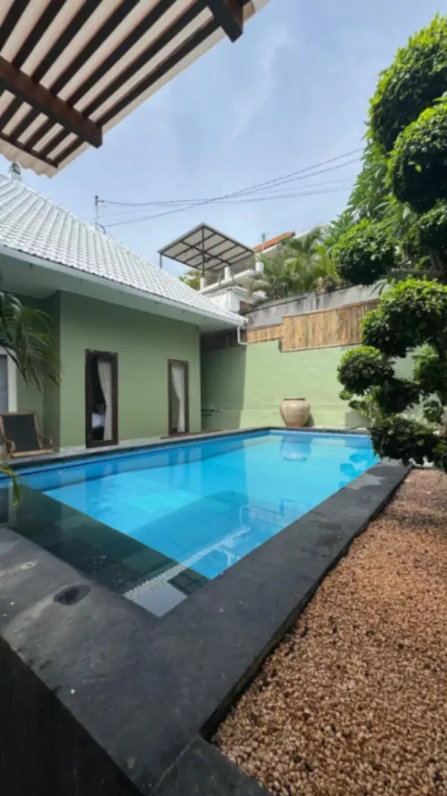 Charming 2-bed Villa with Pool in Canggu Center — image 1