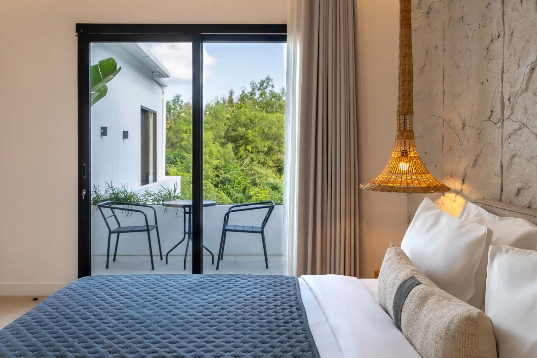 Green 2 - Stylish 3BR Villa Near Savaya & Melasti Beach — image 2