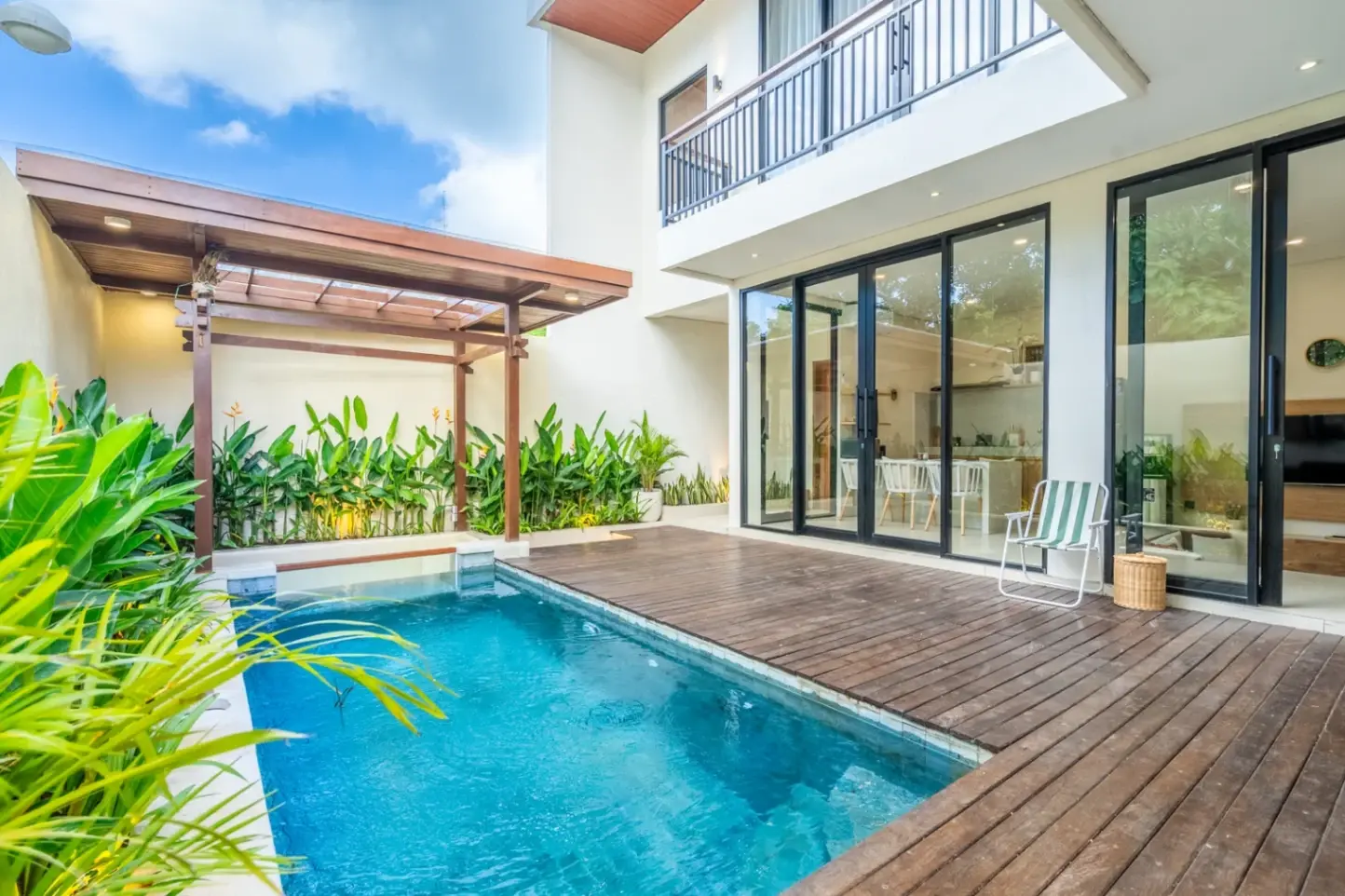 3 BEDROOM MODERN VILLA IN UNGASAN