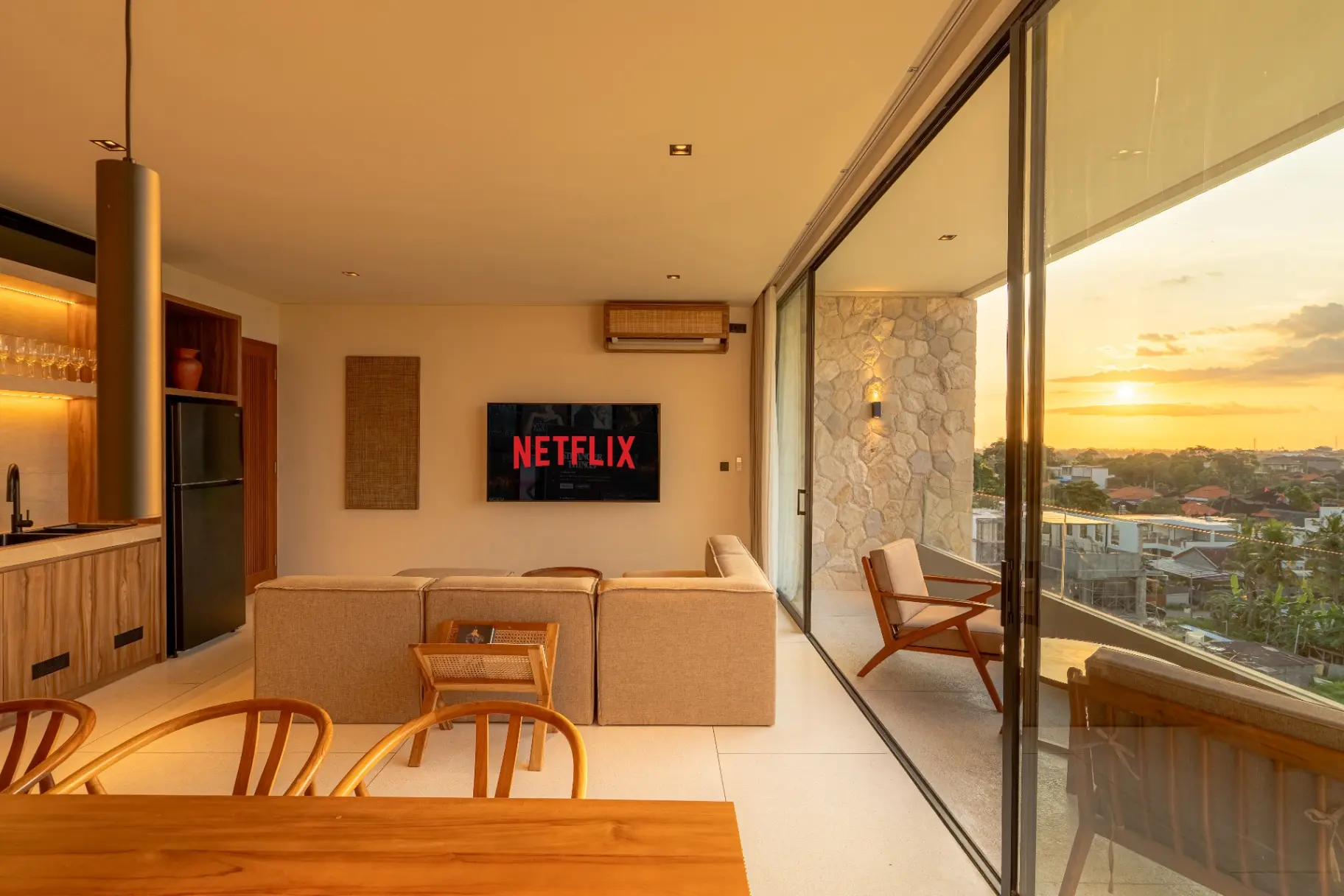 Sore Deluxe - Mediterranean 2BR Canggu | Rice Field & Pool