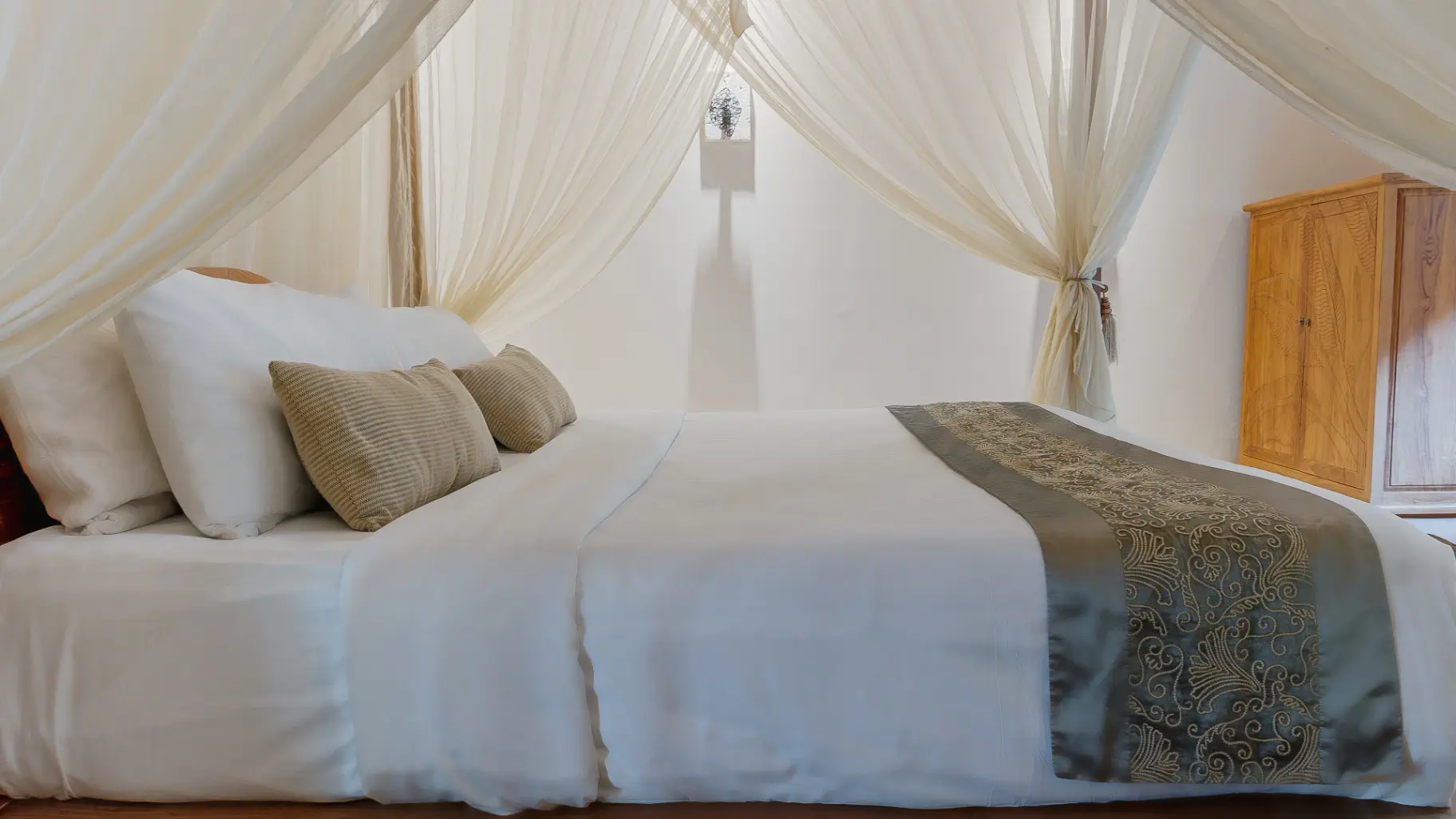 Jepun - Balinese Haven 1BR Seminyak | Private Pool — image 4