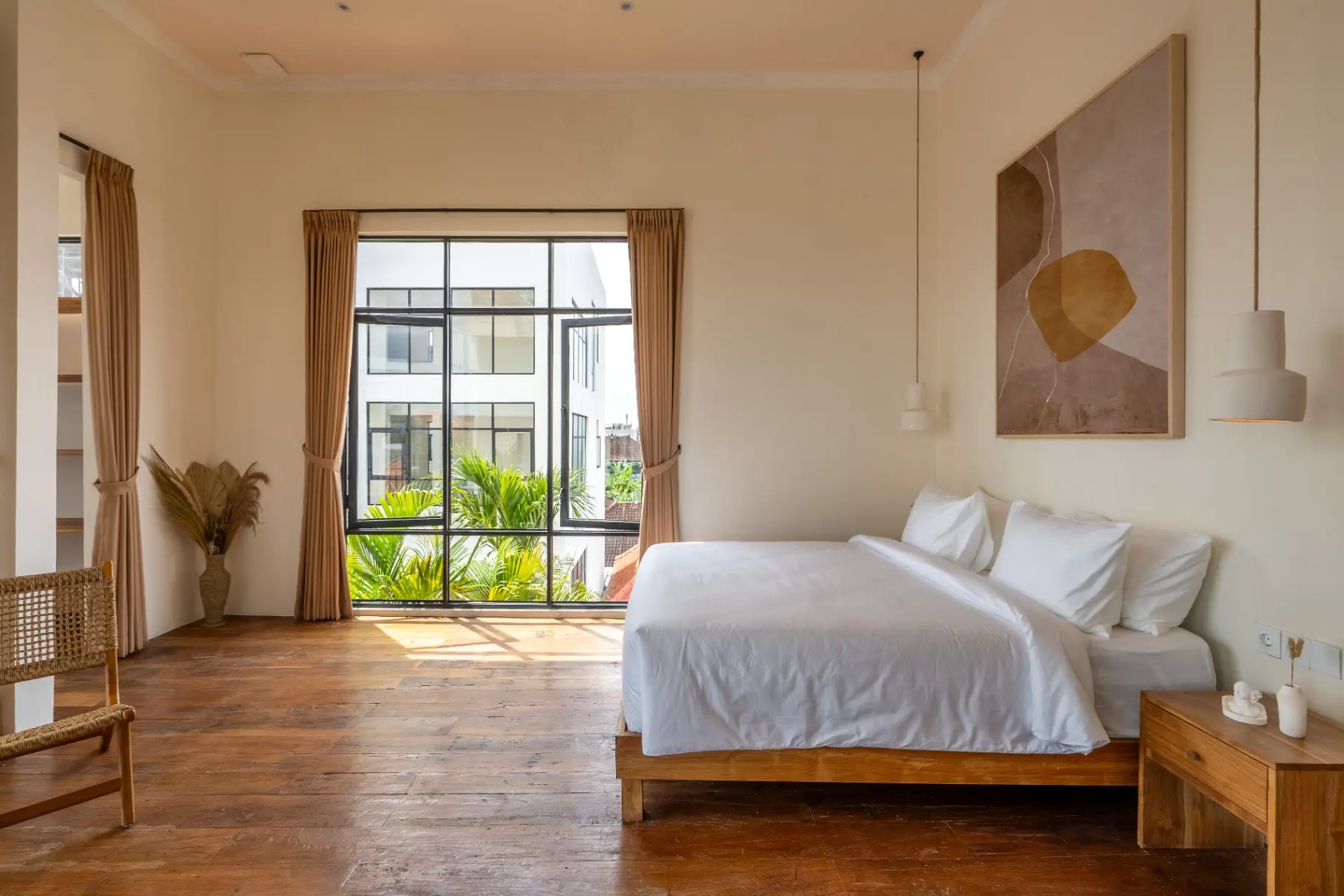 Leo - 2BR Modern Canggu Haven | Infinity Rooftop Pool — image 4
