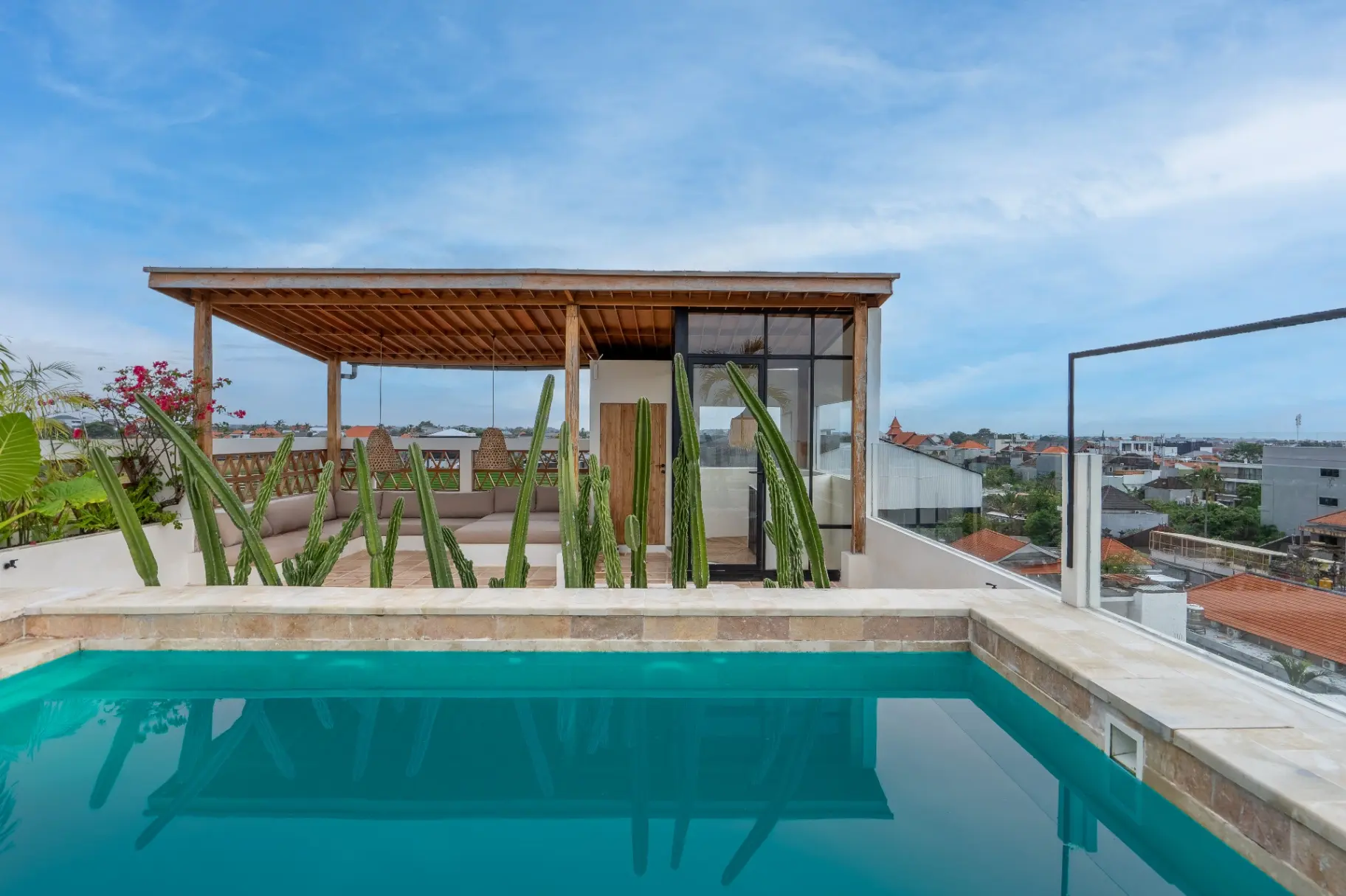 Leo - 2BR Modern Canggu Haven | Infinity Rooftop Pool
